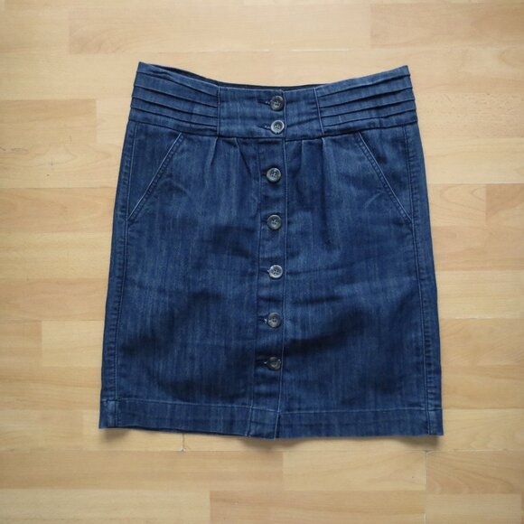Insider Premium Denim Button Down Stretch Jeans Mini Skirt with Pockets - Picture 3 of 5